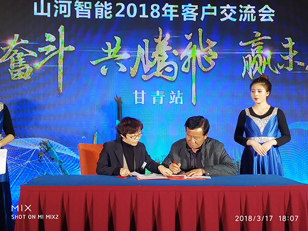 关于热博rb88体育官网节能型挖掘机，张老板算了这样一笔账