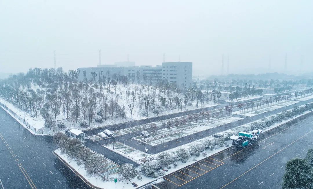 瑞雪兆丰年，邀您共赏雪中山河！