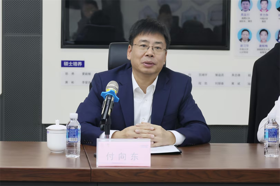 同船出海，共赢未来！中铁九局副总经理刘峻峰一行到访热博rb88体育官网