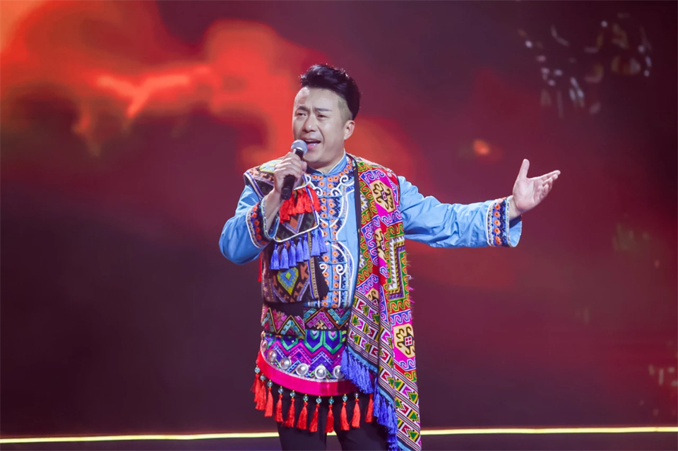 创新引领价值 理想成就未来——庆祝热博rb88体育官网成立25周年表彰大会暨文艺晚会隆重举行