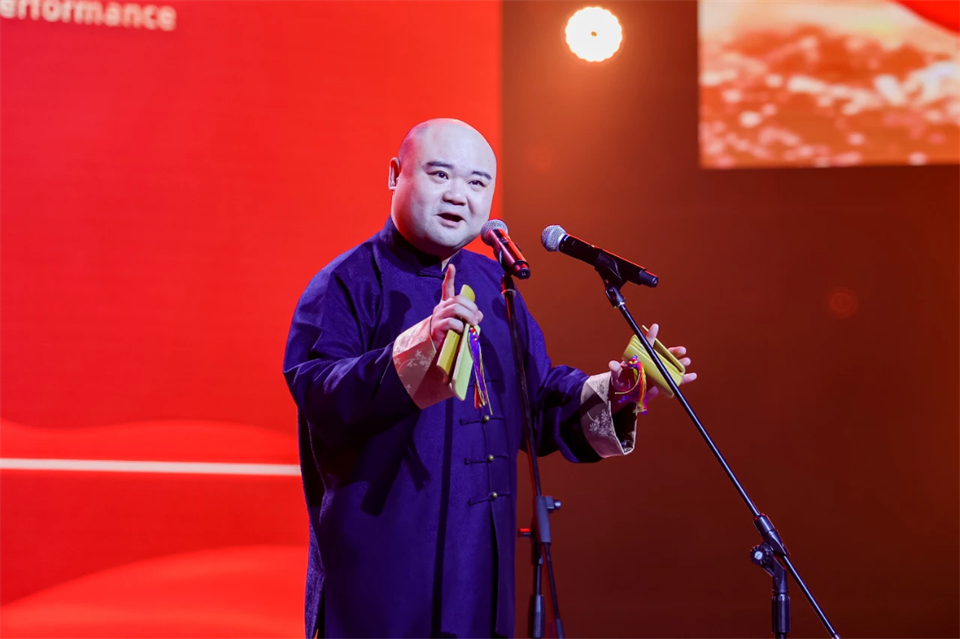 创新引领价值 理想成就未来——庆祝热博rb88体育官网成立25周年表彰大会暨文艺晚会隆重举行