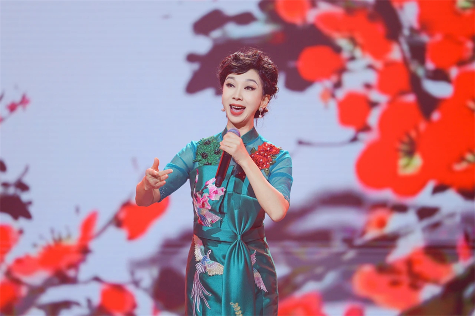 创新引领价值 理想成就未来——庆祝热博rb88体育官网成立25周年表彰大会暨文艺晚会隆重举行
