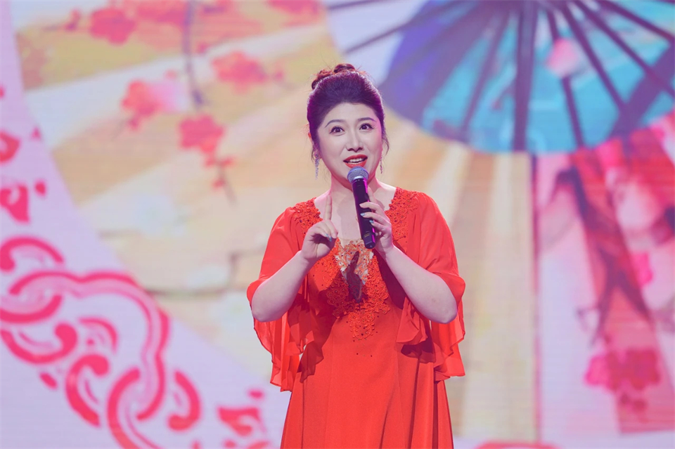 创新引领价值 理想成就未来——庆祝热博rb88体育官网成立25周年表彰大会暨文艺晚会隆重举行