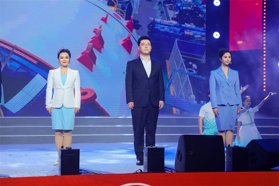 创新引领价值 理想成就未来——庆祝热博rb88体育官网成立25周年表彰大会暨文艺晚会隆重举行
