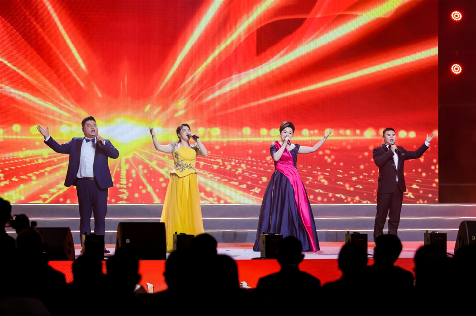 创新引领价值 理想成就未来——庆祝热博rb88体育官网成立25周年表彰大会暨文艺晚会隆重举行