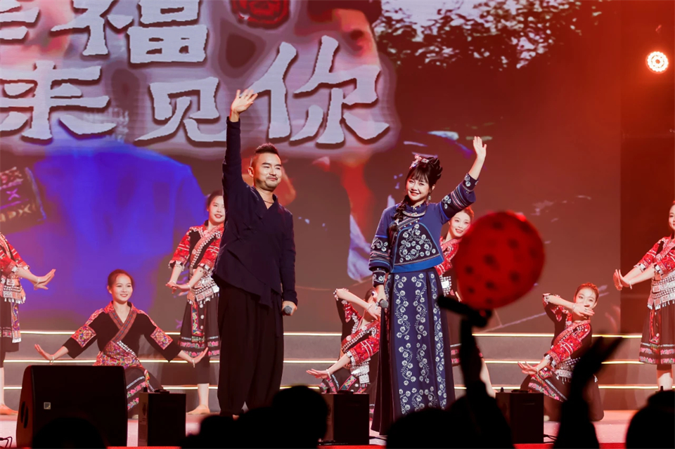 创新引领价值 理想成就未来——庆祝热博rb88体育官网成立25周年表彰大会暨文艺晚会隆重举行