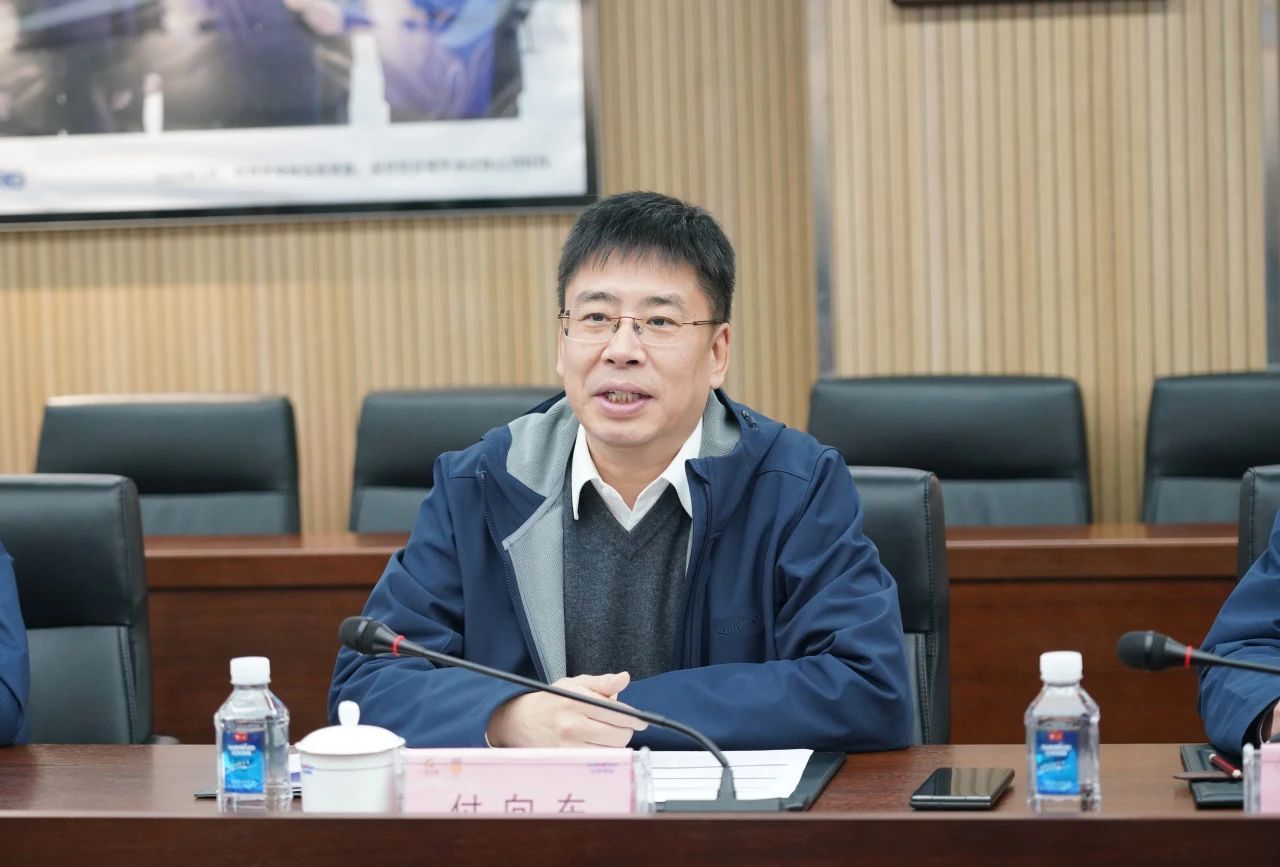 中国出口信用保险公司到访热博rb88体育官网