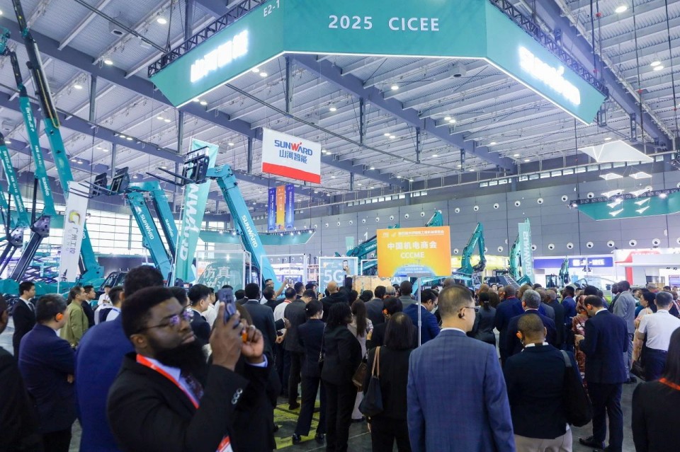 2025 CICEE | 热博rb88体育官网实力闪耀2025长沙国际工程机械展