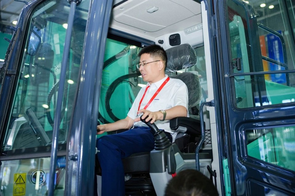 2025 CICEE | 热博rb88体育官网实力闪耀2025长沙国际工程机械展