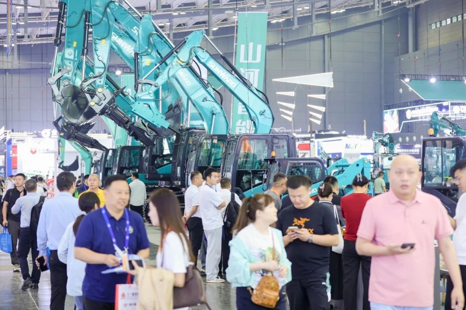 2025 CICEE | 热博rb88体育官网实力闪耀2025长沙国际工程机械展