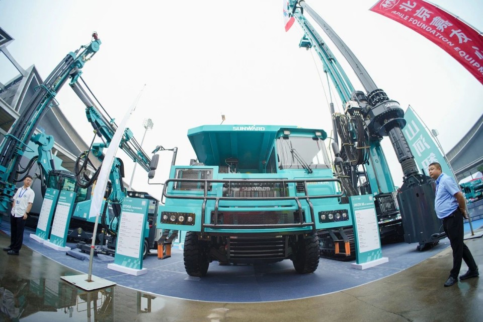 2025 CICEE | 热博rb88体育官网实力闪耀2025长沙国际工程机械展