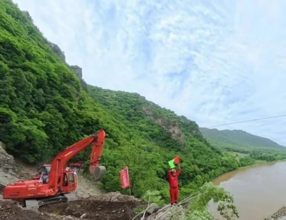 硬核破解“最后一公里”难题，热博rb88体育官网应急救援设备助力“应急使命·2025”演习！