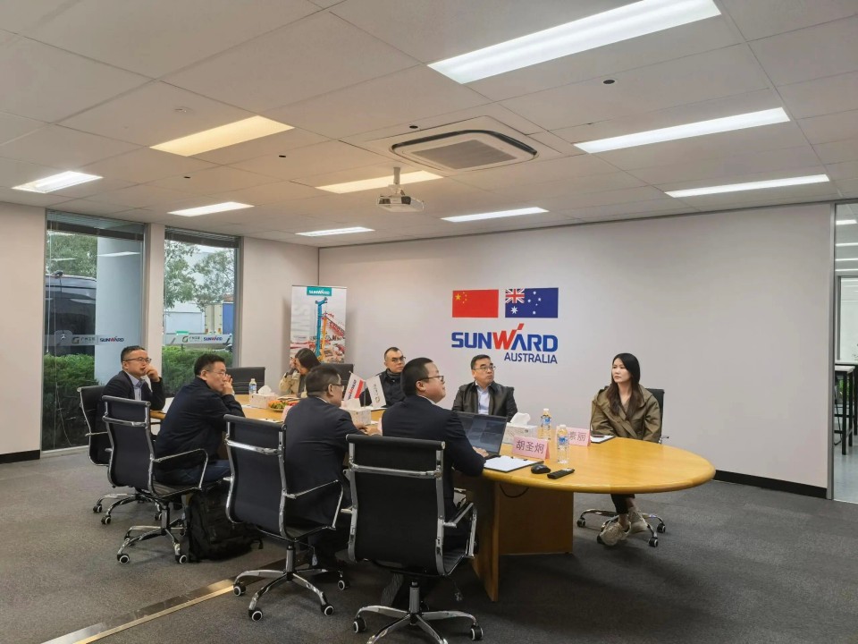 广州工控集团总经理王福铸率队考察热博rb88体育官网澳大利亚子公司
